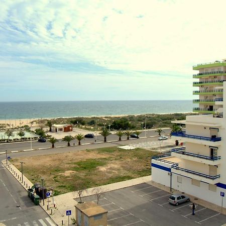 T1 Com Vista Mar Na Praia De Monte Gordo Exteriör bild